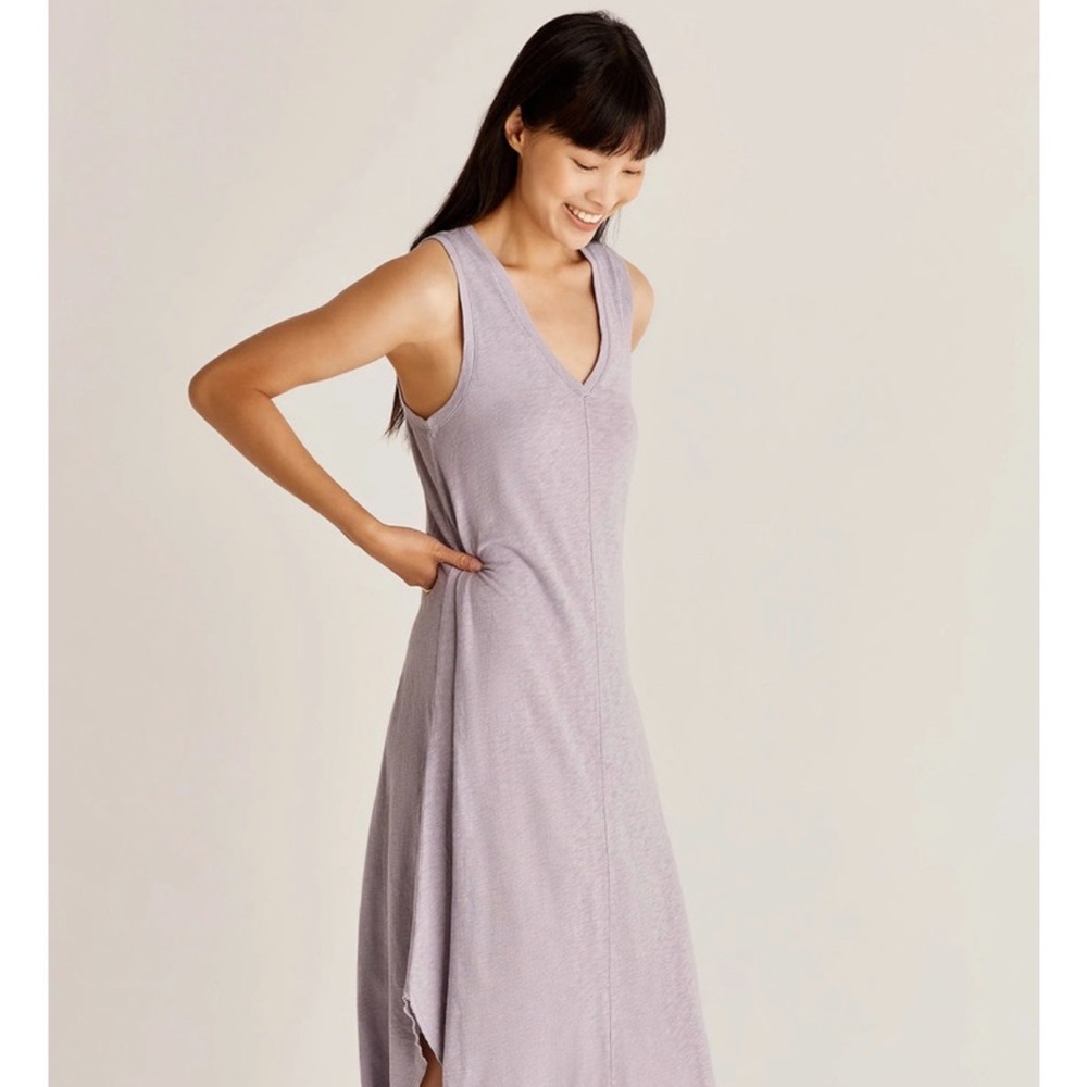 Dress - Picture 2 of 4